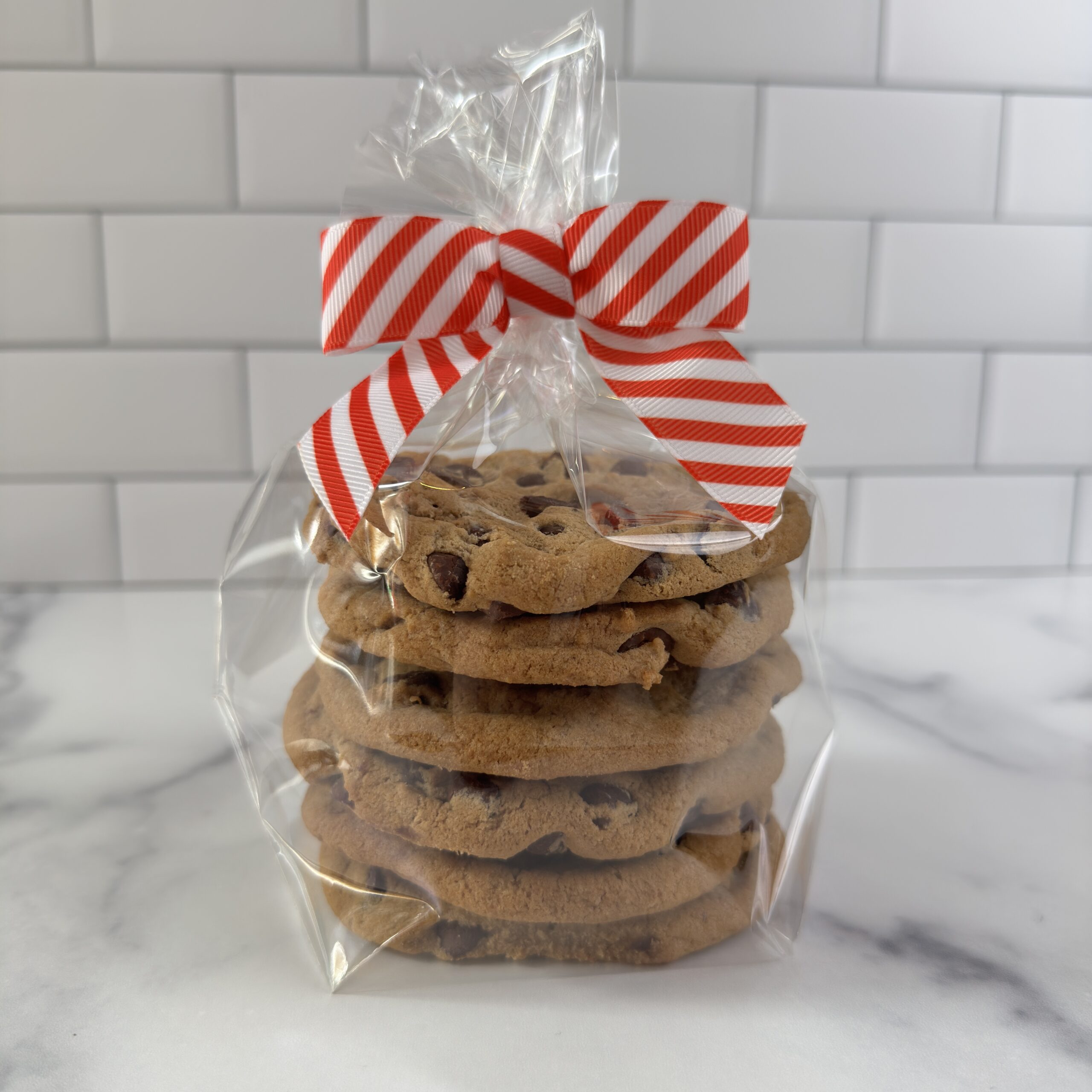 Gusseted Bag with Candy Cane Stripe Bow