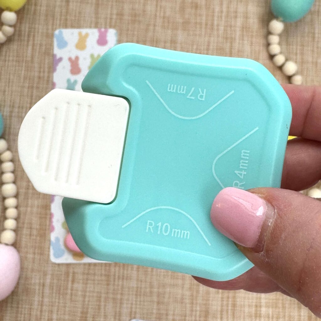 Corner Rounder for Tall Backers