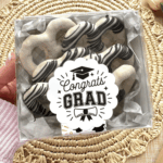 congrats grad scalloped